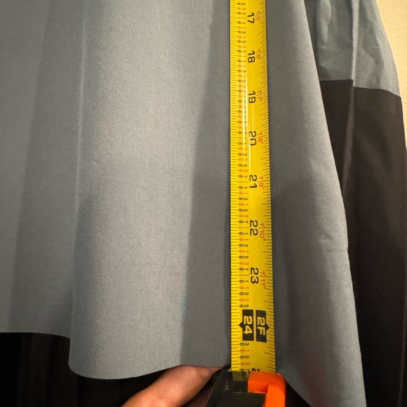 Athleta Shirt Womens Medium Swing Forward Pleated Tank Top Deep Ocean - Picture 7 of 7